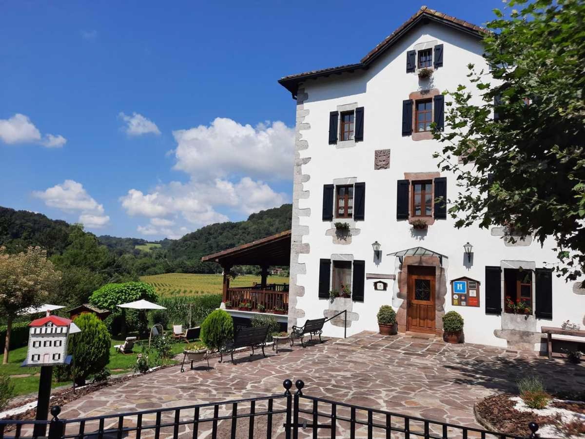 Hotel Rural Irigoienea Urdax Eksteriør billede