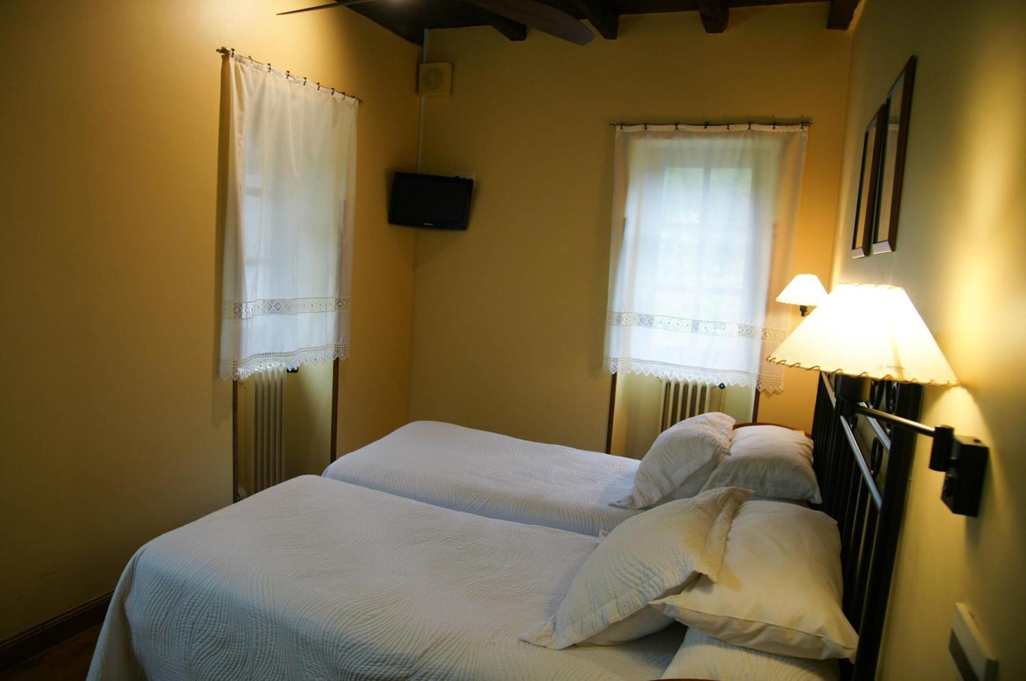 Hotel Rural Irigoienea Urdax Værelse billede