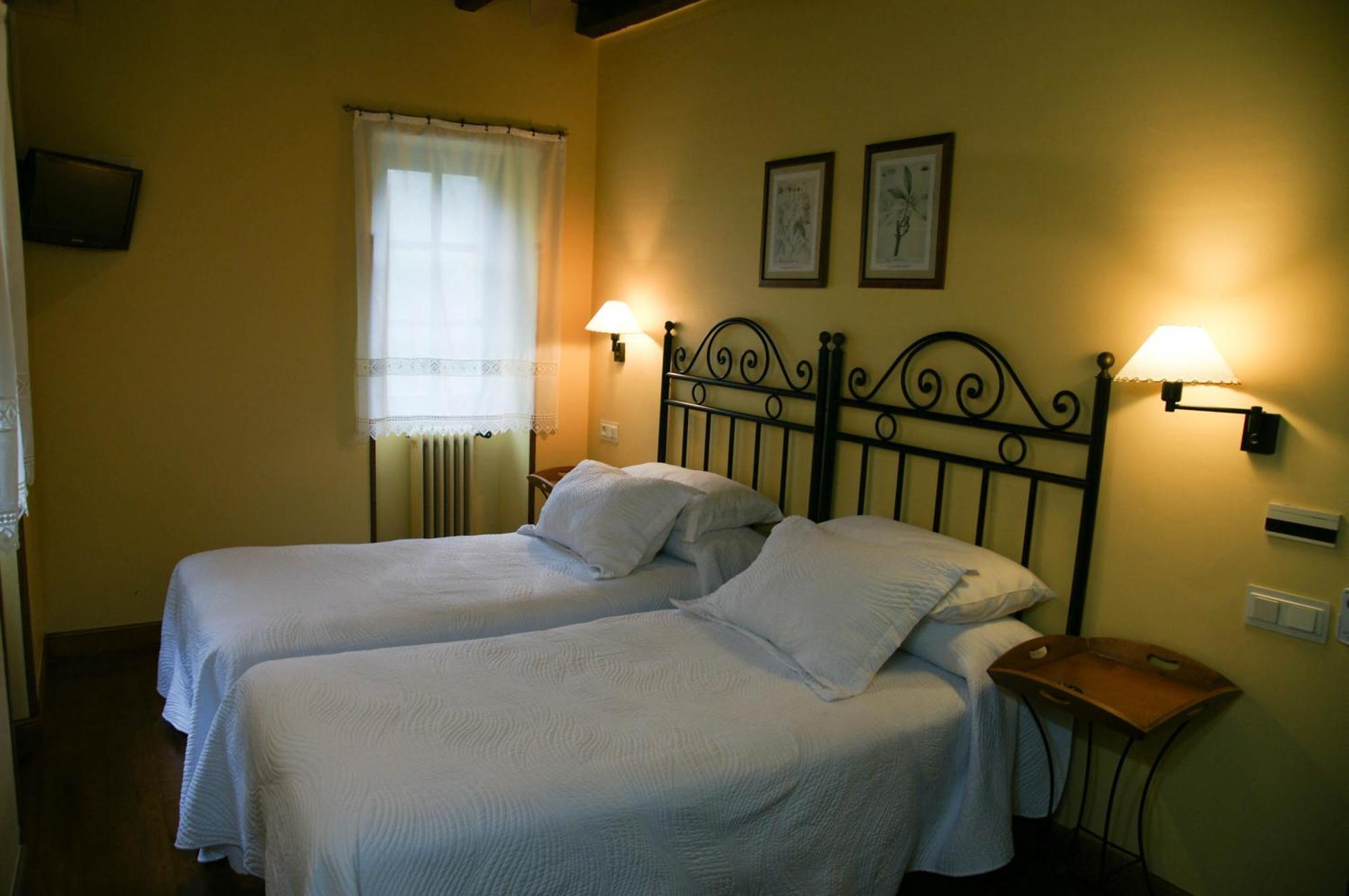 Hotel Rural Irigoienea Urdax Værelse billede