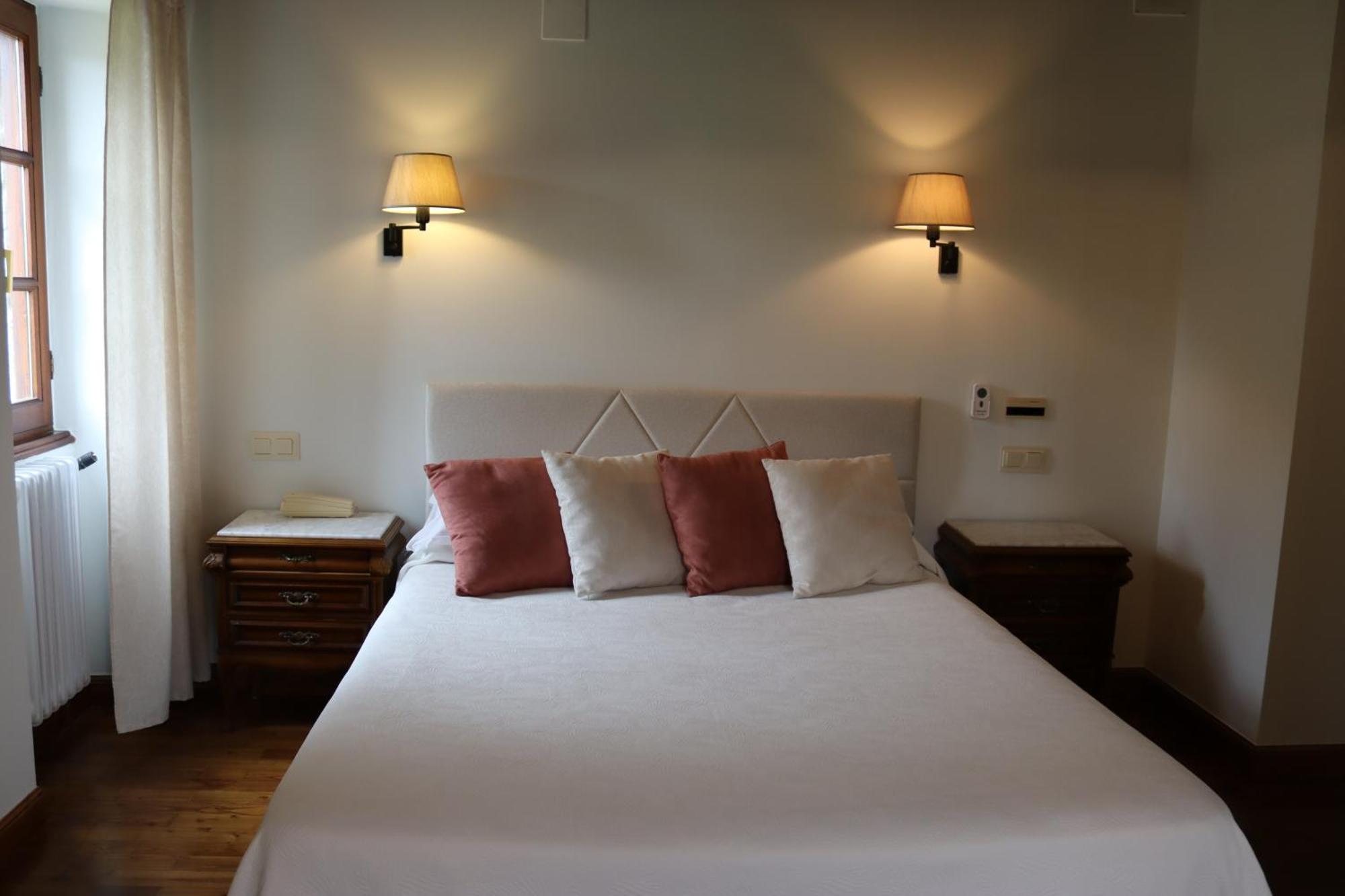 Hotel Rural Irigoienea Urdax Eksteriør billede