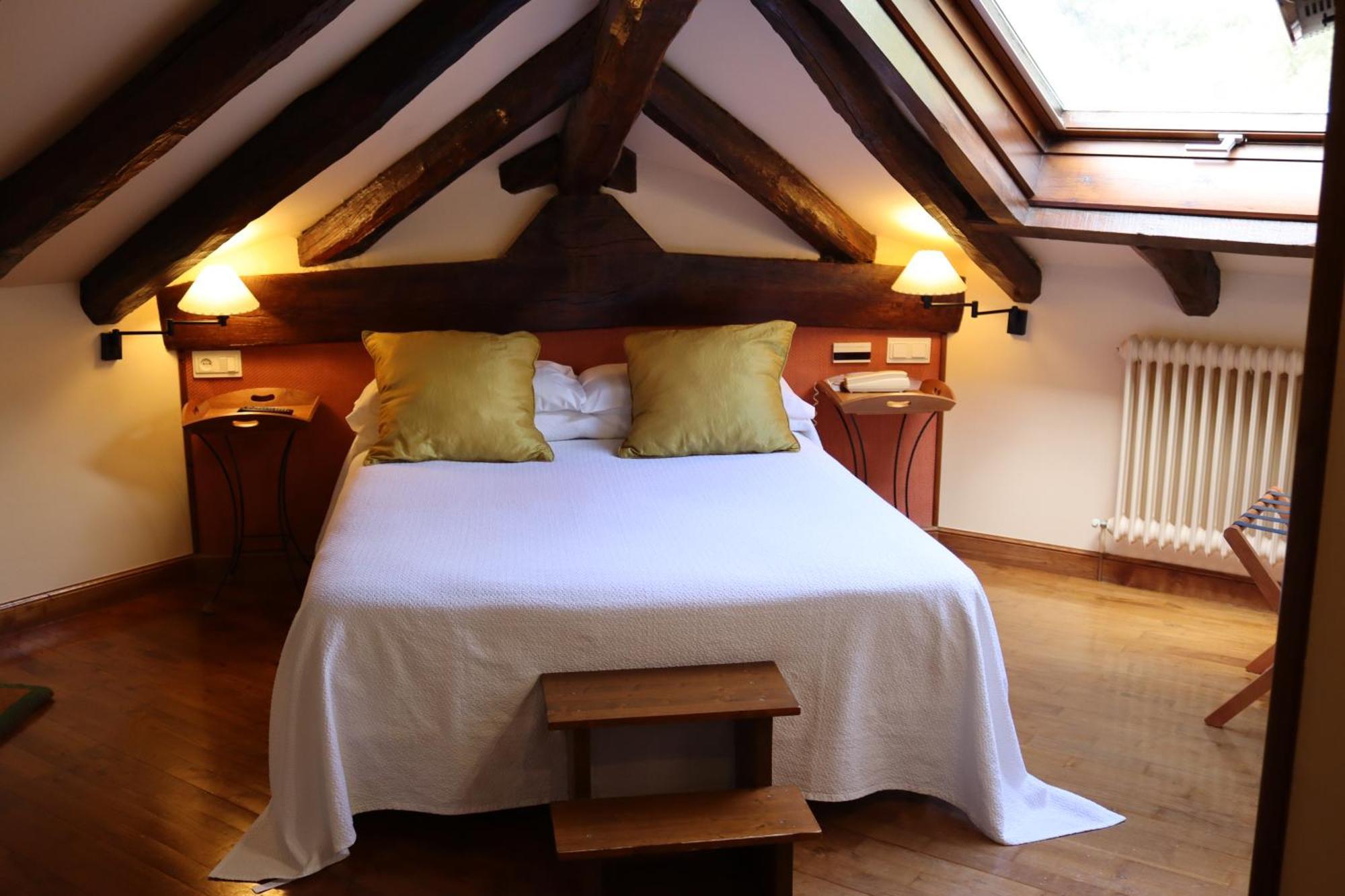 Hotel Rural Irigoienea Urdax Eksteriør billede