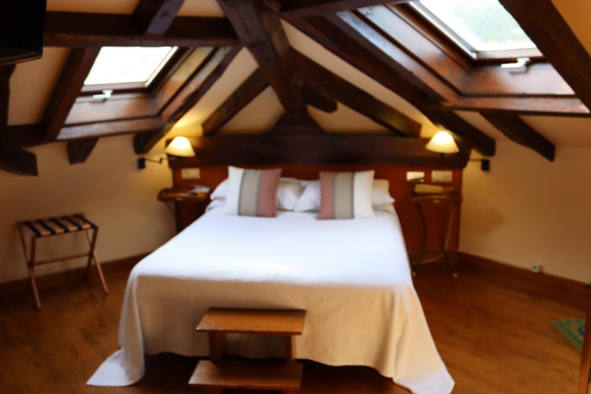 Hotel Rural Irigoienea Urdax Eksteriør billede